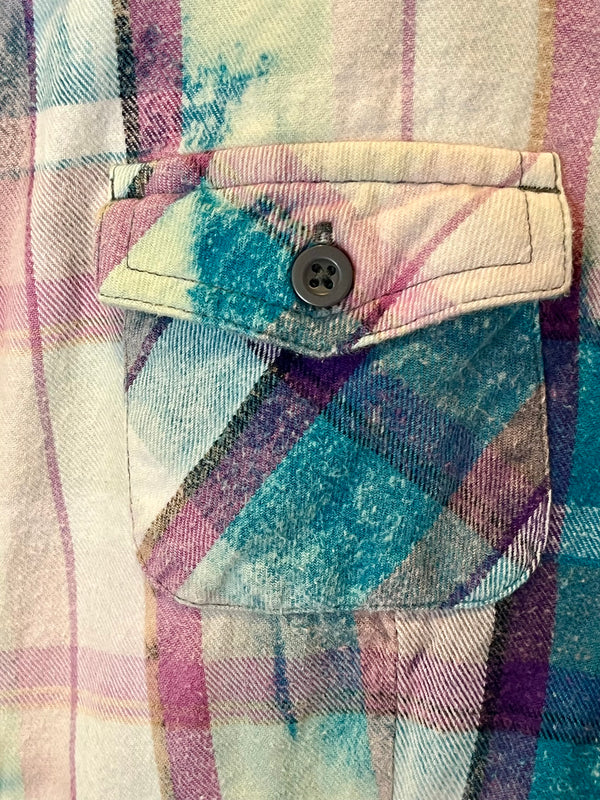 Vintage Pink, White and Teal Flannel Size Large