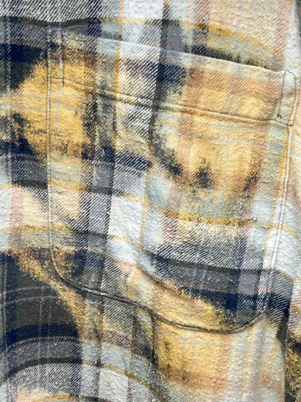 Vintage Grey, Navy, Olive and Peach Flannel Size XL