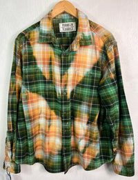 Vintage Kelly Green, Black, Gold and White Size XL