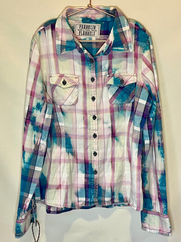 Vintage Pink, White and Teal Flannel Size Large