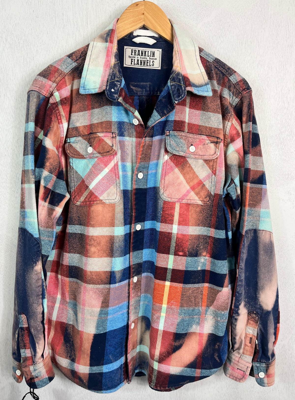 Vintage Turquoise, Light Blue, Navy, Pink and Peach Flannel Jacket Size Medium