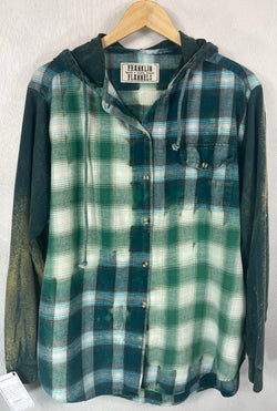 Vintage Green and White Flannel Hoodie Size Large