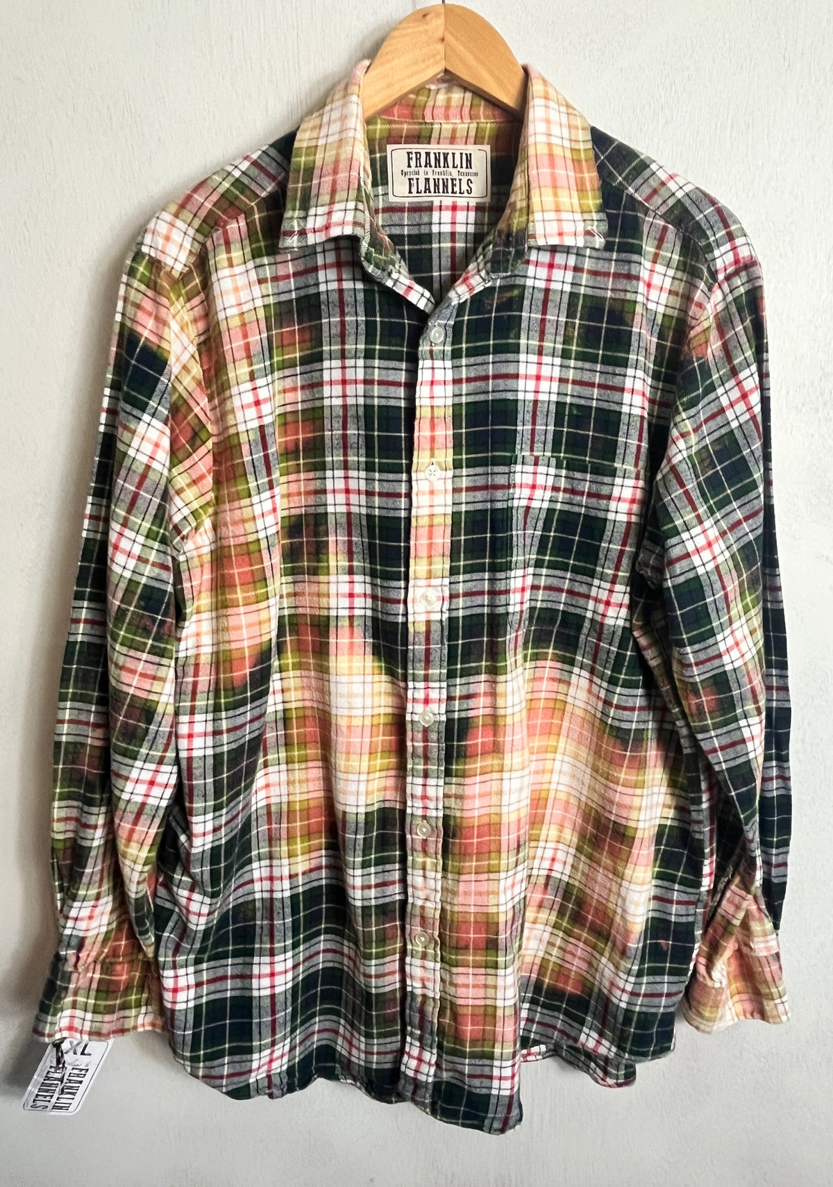 Vintage Gree, Gold, White and Red Flannel Size XL