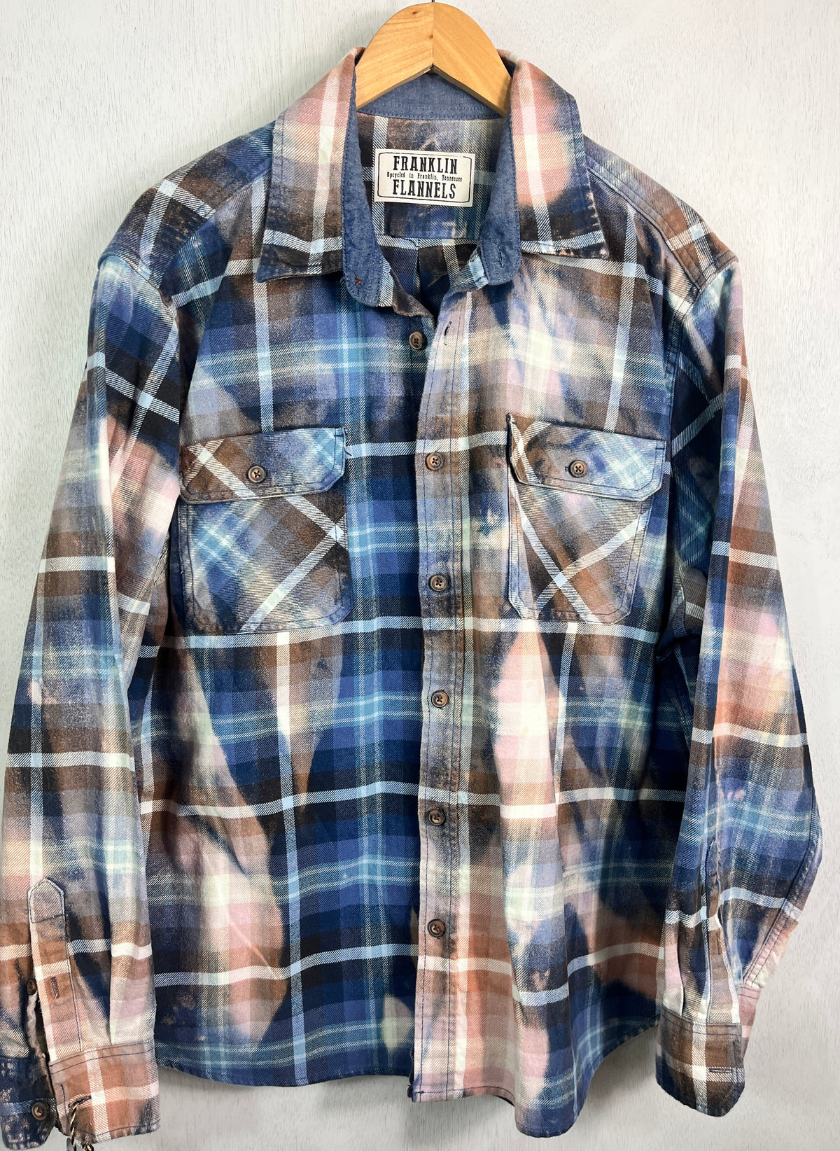 Vintage Navy, Light Blue, Taupe and White Flannel Jacket Size XL