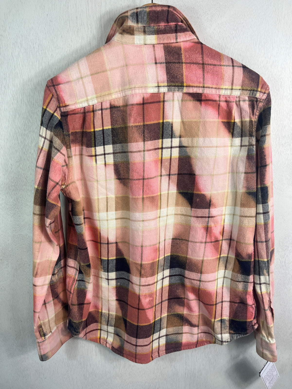 Vintage Pink, White, Black and Light Yellow Flannel Size Small