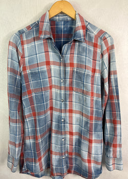 Vintage Light Blue, Red and White Lightweight Denim Size Small