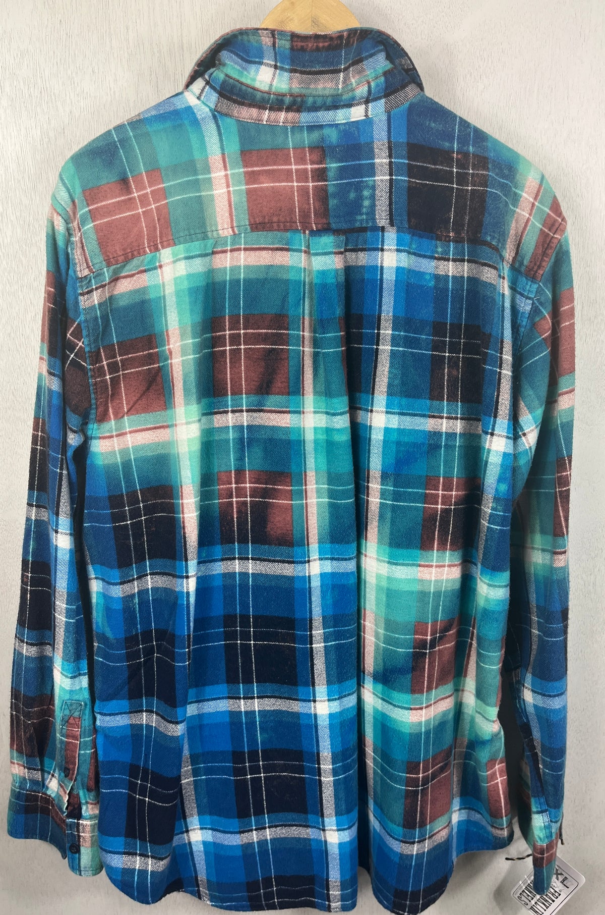 Vintage Royal Blue, Turquoise, Rust and Black Flannel Size XL