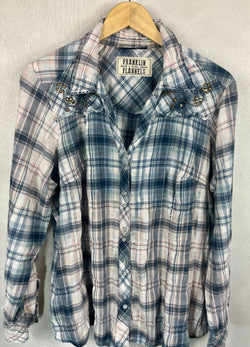 Vintage Blue, Pink and White Lightweight Cotton Size Medium