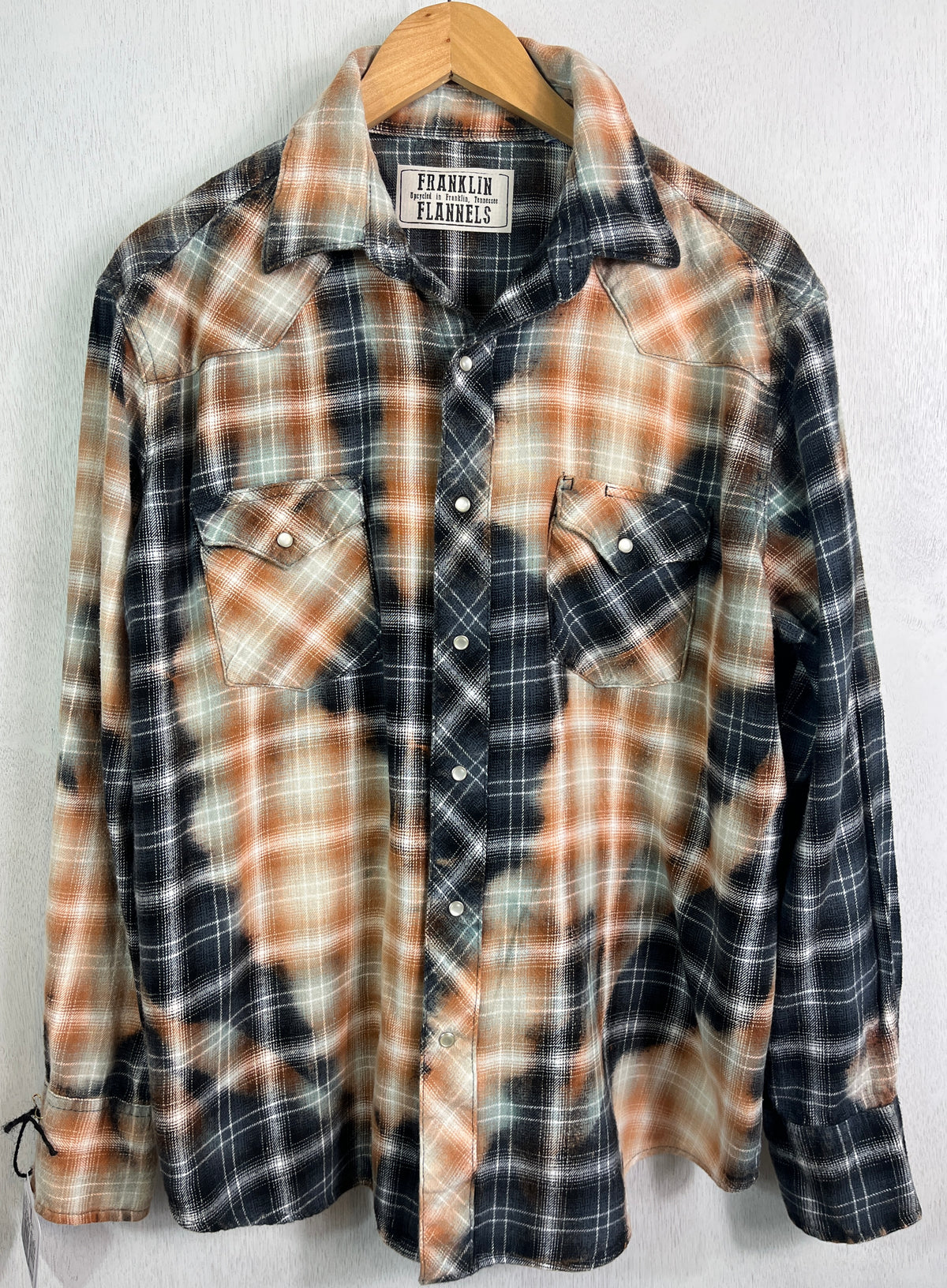 Vintage Western Style Black, Grey, White, Gold and Sage Size Large