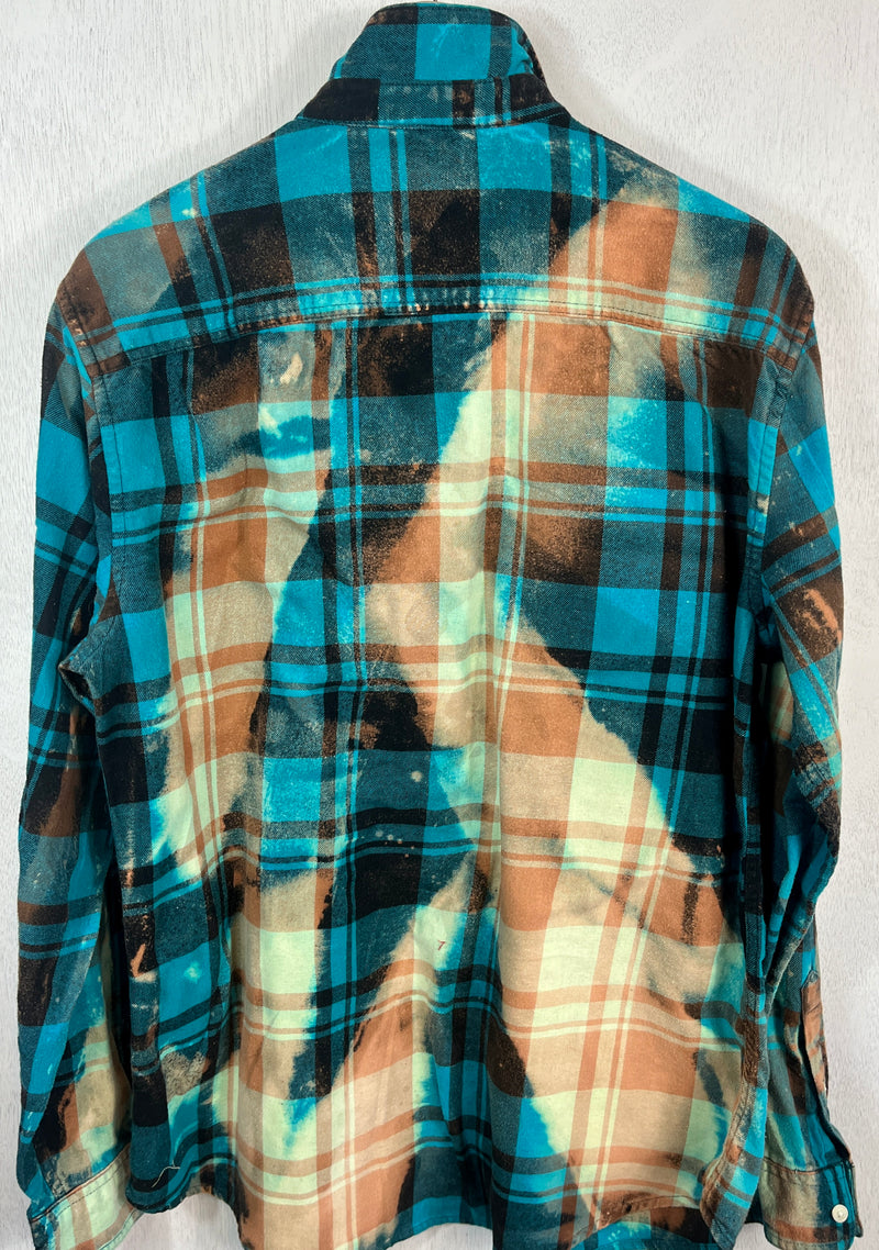 Vintage Turquoise, Black, Seafoam Blue and Gold Flannel Size Large
