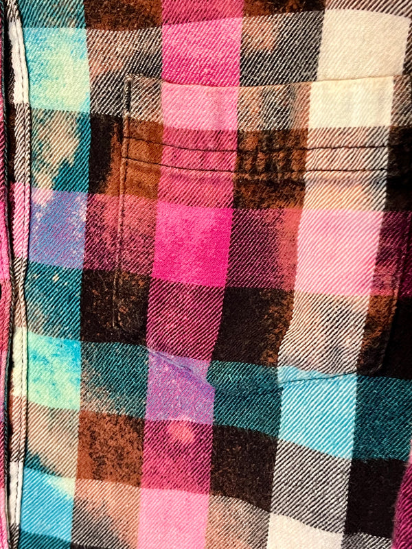 Vintage Turquoise, Pink, Black and White Flannel Size Large