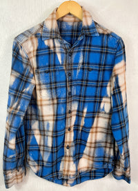 Vintage Royal and Navy Blue, Cream and White Flannel Size Small