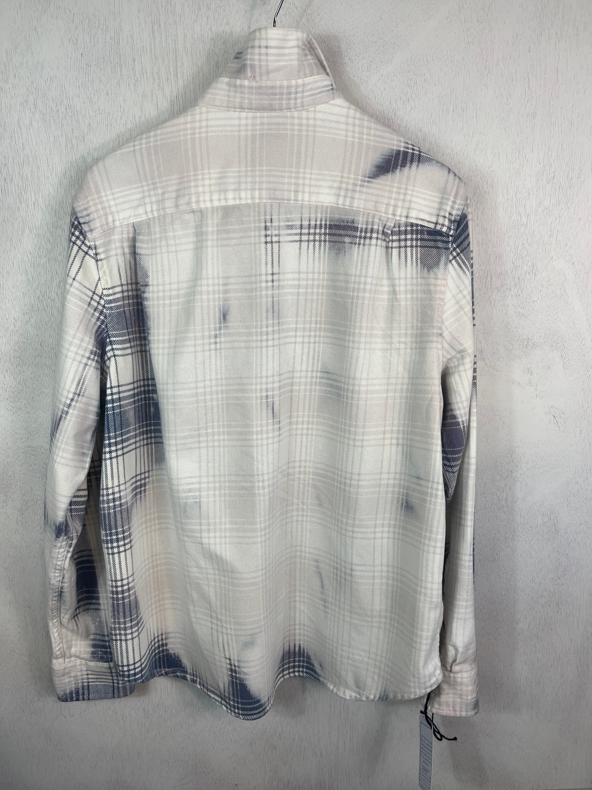 Vintage Blue, White and Lilac Flannel Size Medium