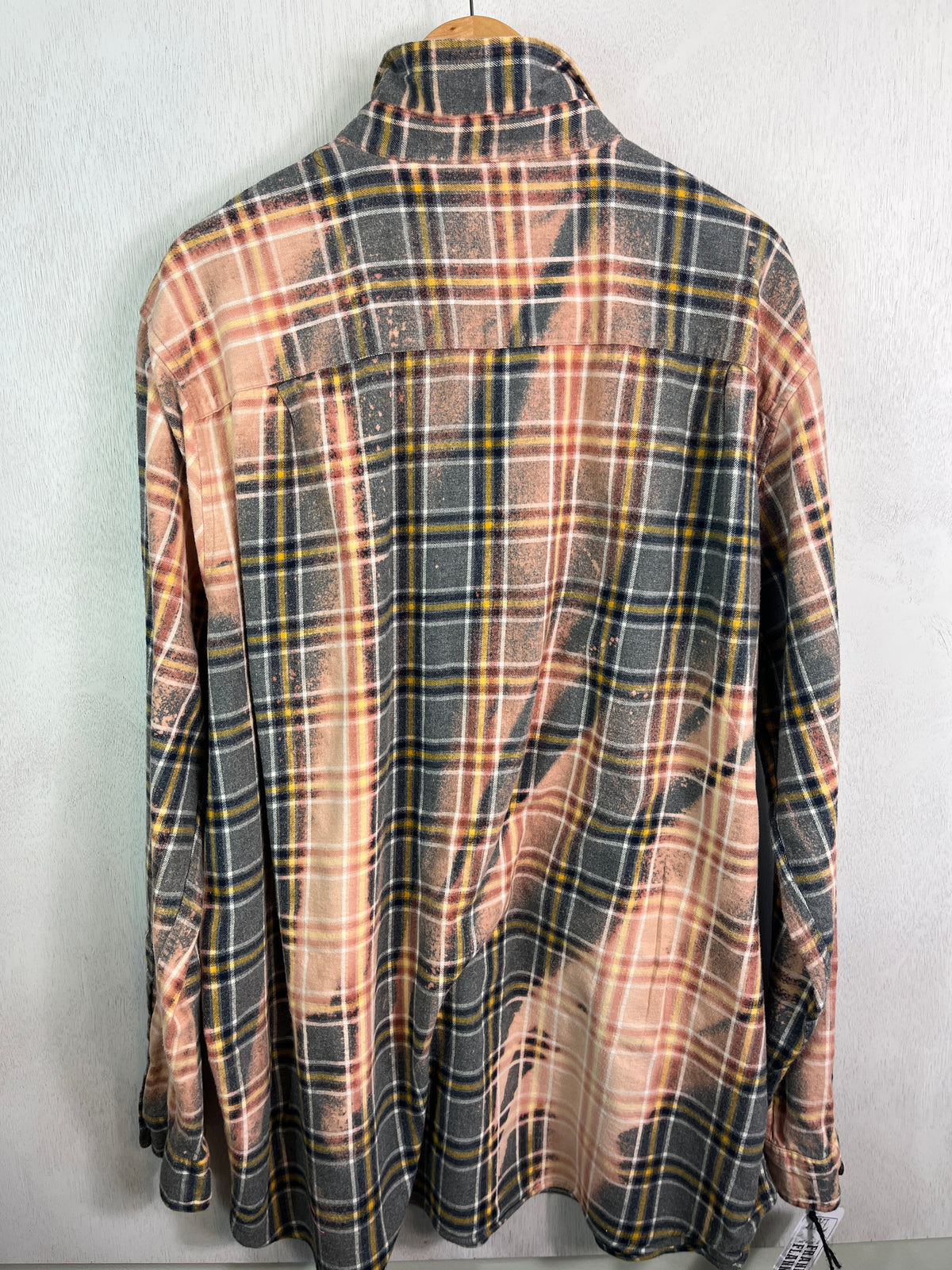 Vintage Pink, Yellow, Grey and White Flannel Size XXL Tall