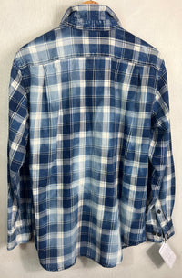 Vintage Navy, Light Blue and White Flannel Size Large