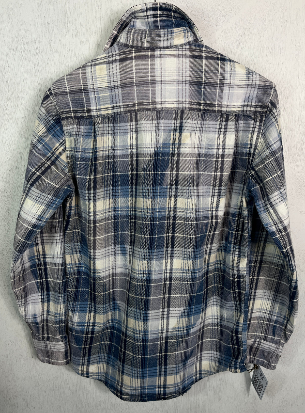 Vintage Navy, Light Blue, White and Grey Flannel Size Small