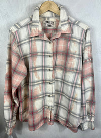 Vintage PInk, Grey and White Flannel Size Medium