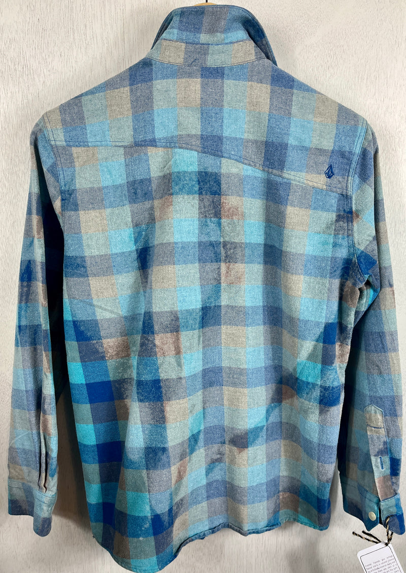 Vintage Dark and Light Blue, Turquoise and Grey Flannel Size Small