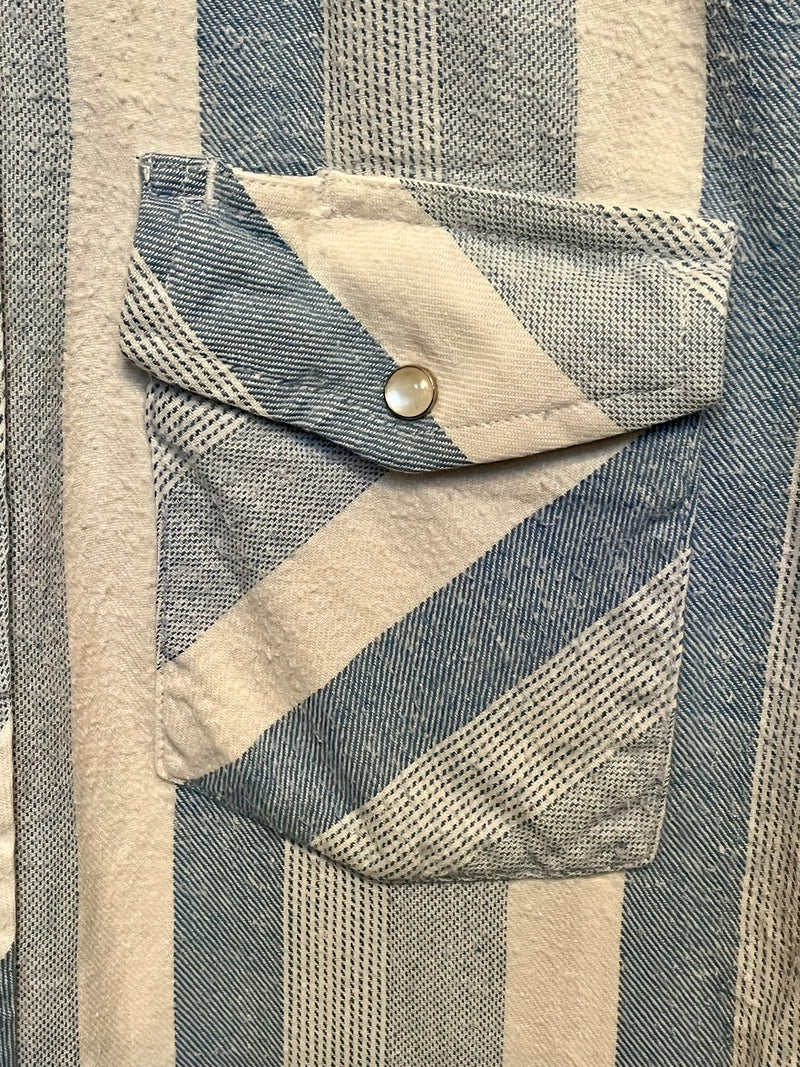 Vintage Western Style Classic Light Blue and White Flannel Size XS