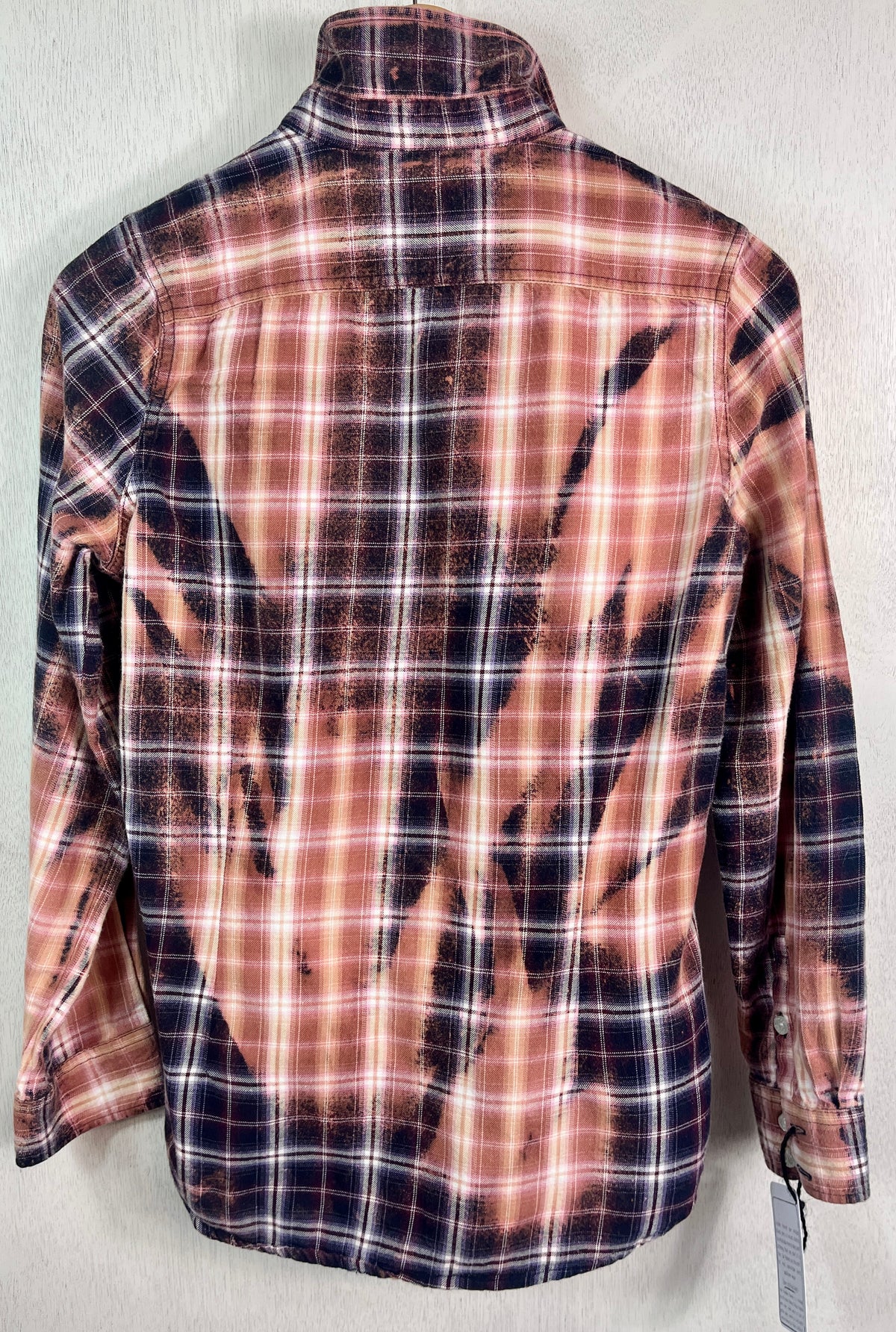 Vintage Navy, Dusty Rose, White and Purple Flannel Size Small