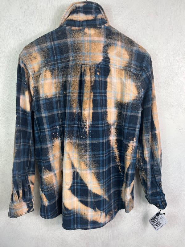 Vintage Navy & Light Blue, White and Gold Flannel Size Medium
