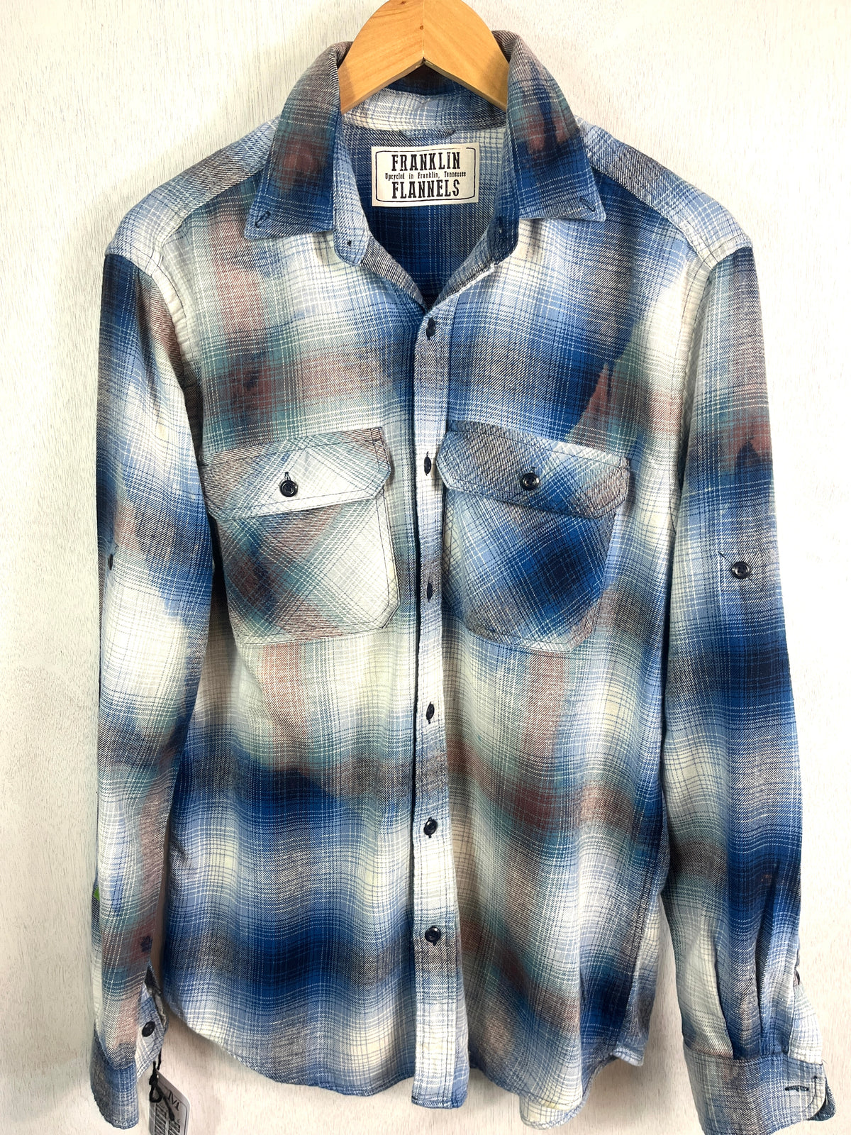 Vintage Blue, White, Grey and Teal Flannel Size Medium