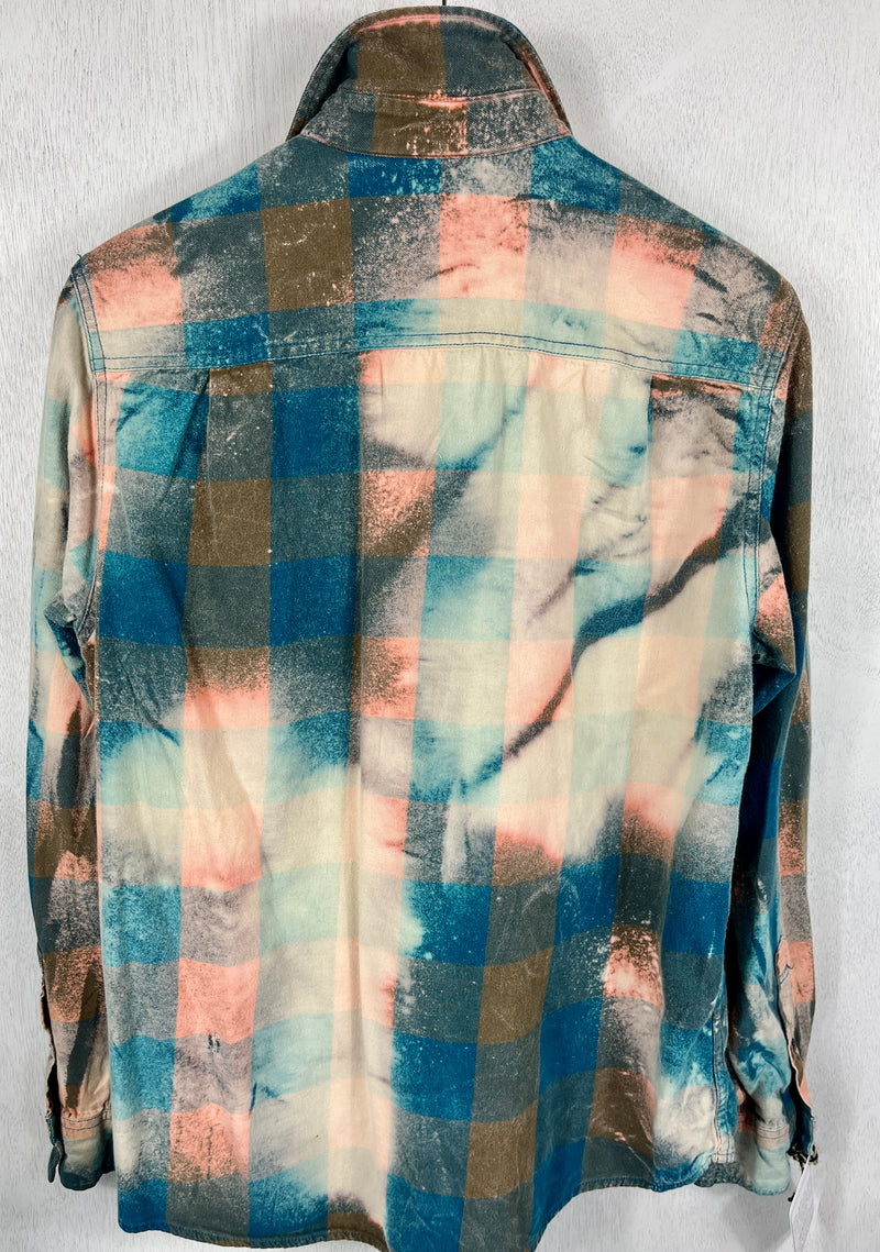 Vintgae Turquoise, Army Green, Pink and Cream Flannel Size Medium