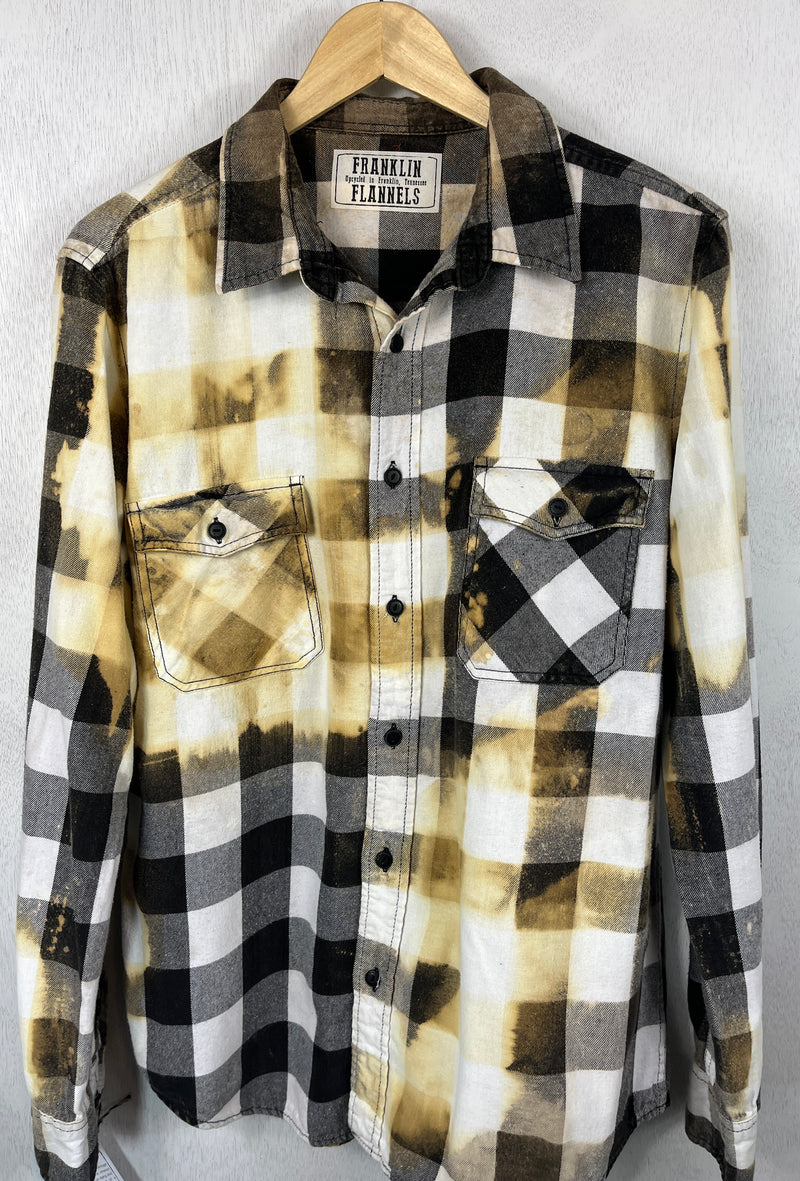 Vintage Black, White and Gold Flannel Size Large