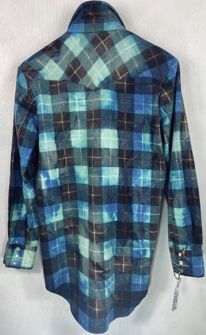 Vintage Western Style Turquoise, Navy and Light Blue Flannel Size Small