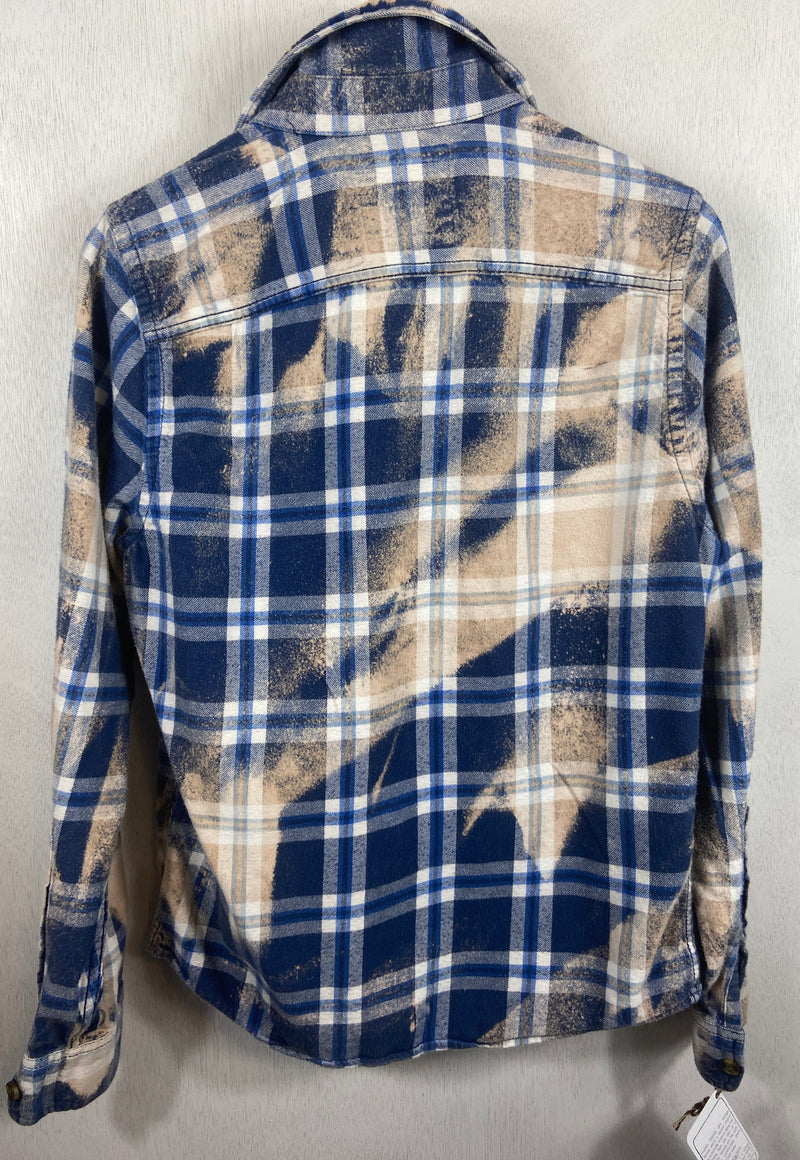 Vintage Blue, White and Peach Flannel Size Small