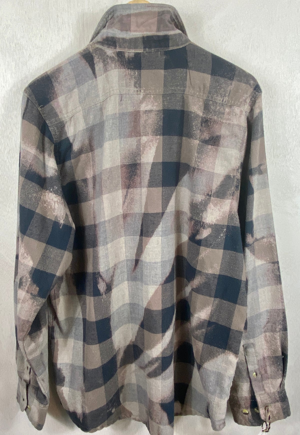 Vintage Grey and Navy Blue Flannel Size Large