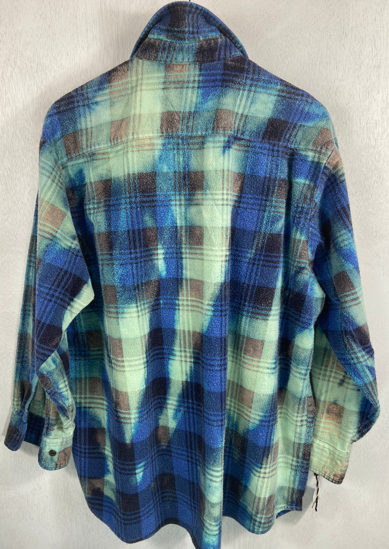 Vintage Royal Blue, Turquoise and Black Flannel Size XL