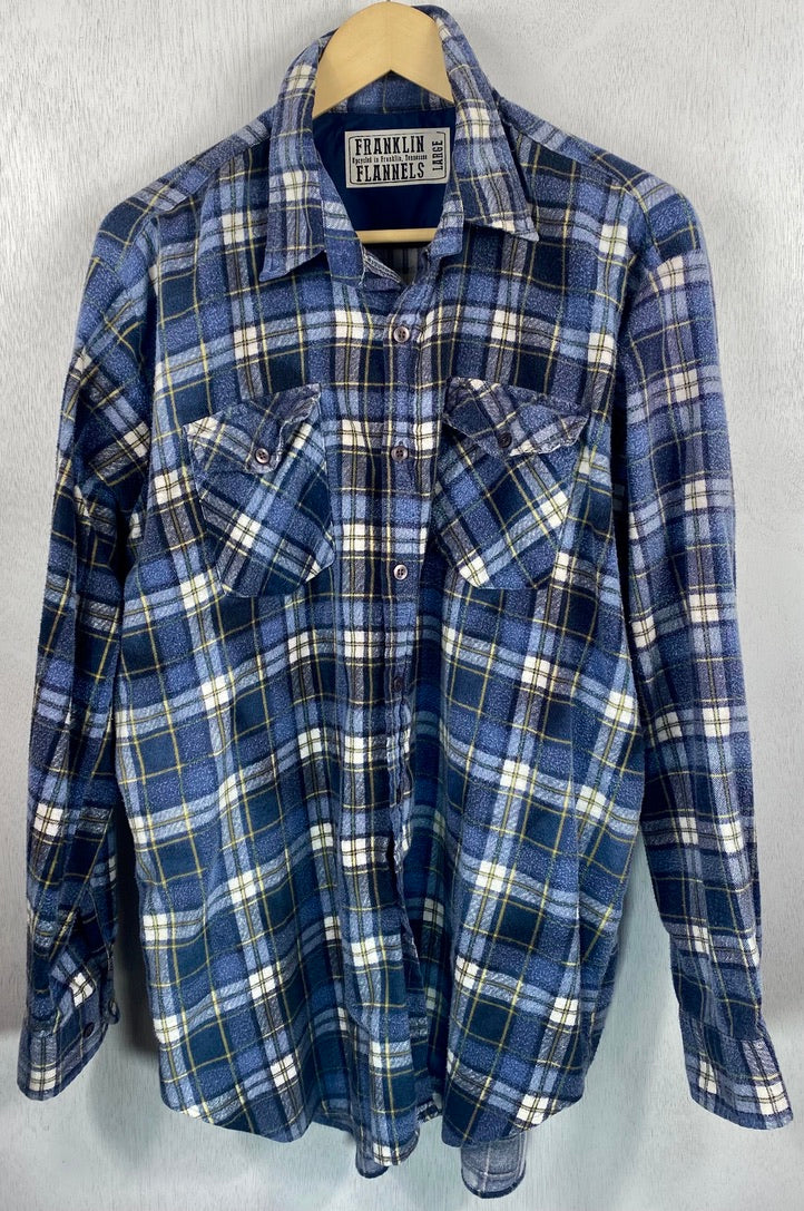 Vintage Retro Navy Blue, Grey and White Flannel Size Large