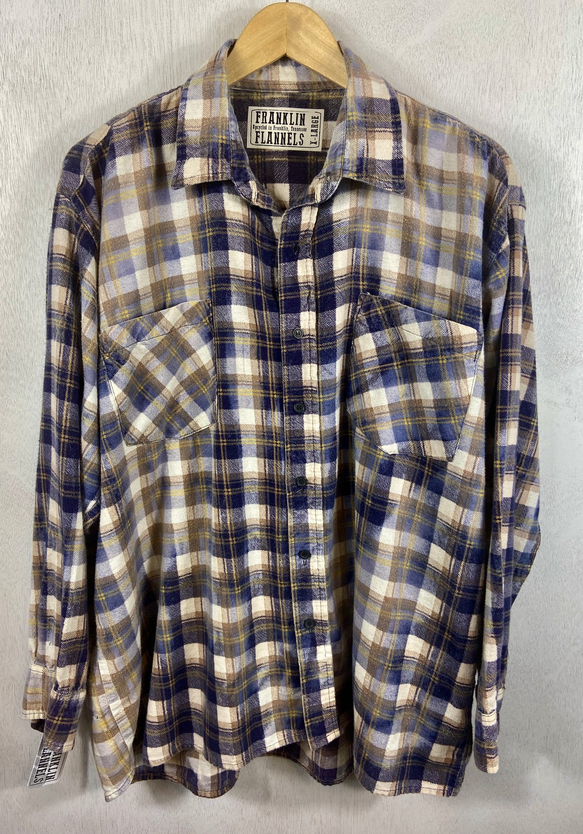 Vintage Retro Navy Blue, White and Yellow Flannel Size XL