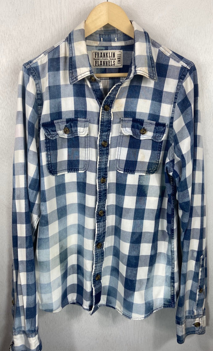 Vintage Blue and White Lightweight Flannel Size Small/Tall