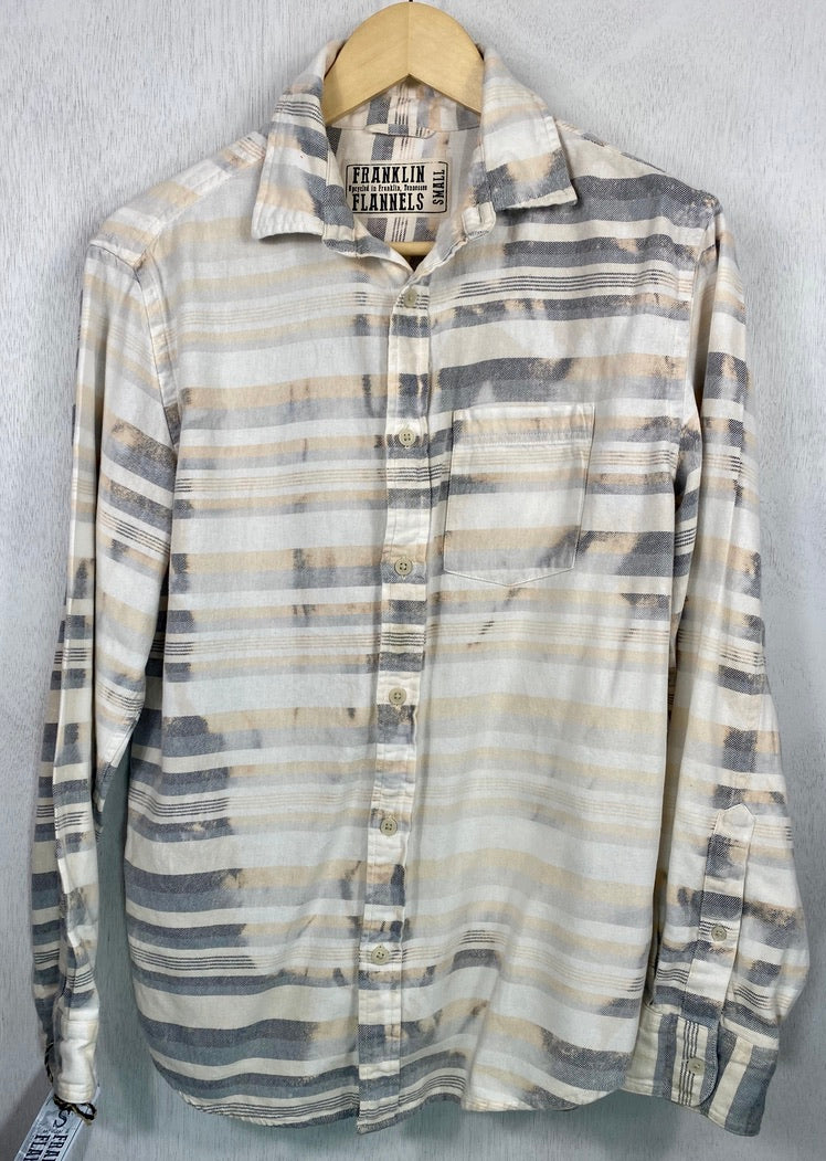 Vintage Grey, Cream and Peach Flannel Size Small
