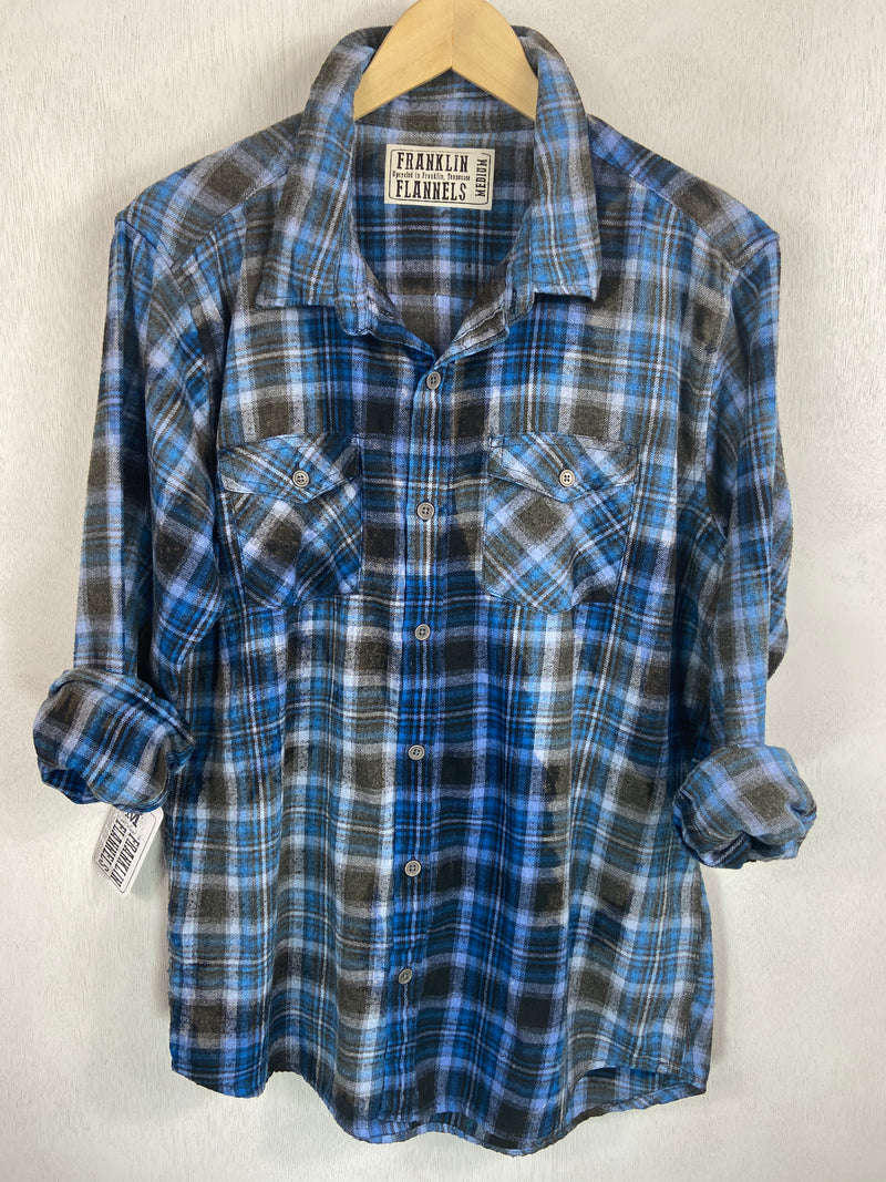 Vintage Navy, Light Blue and Black Faded Flannel Size Medium