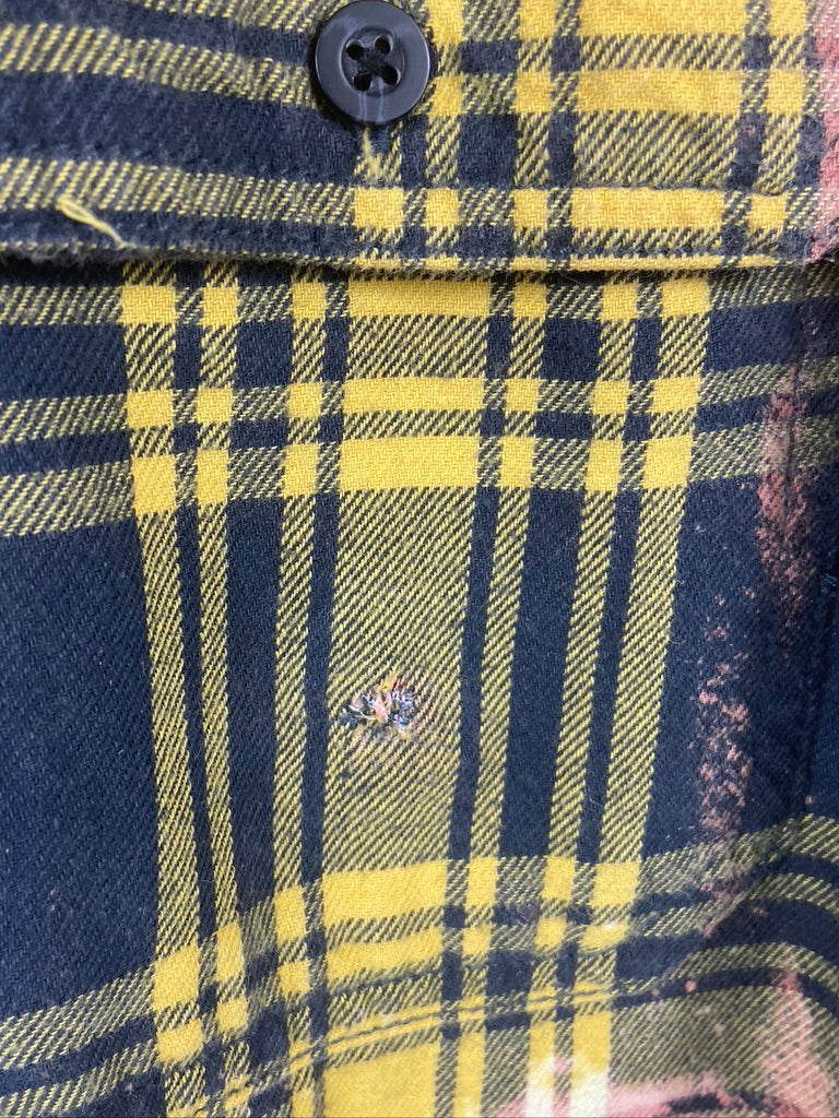 Vintage Pink, Navy Blue and Yellow Flannel Size Large
