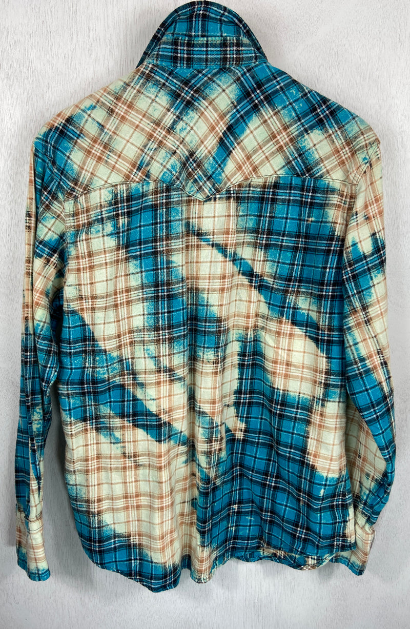 Vintage Western Style Turquoise and Cream Flannel Size Large