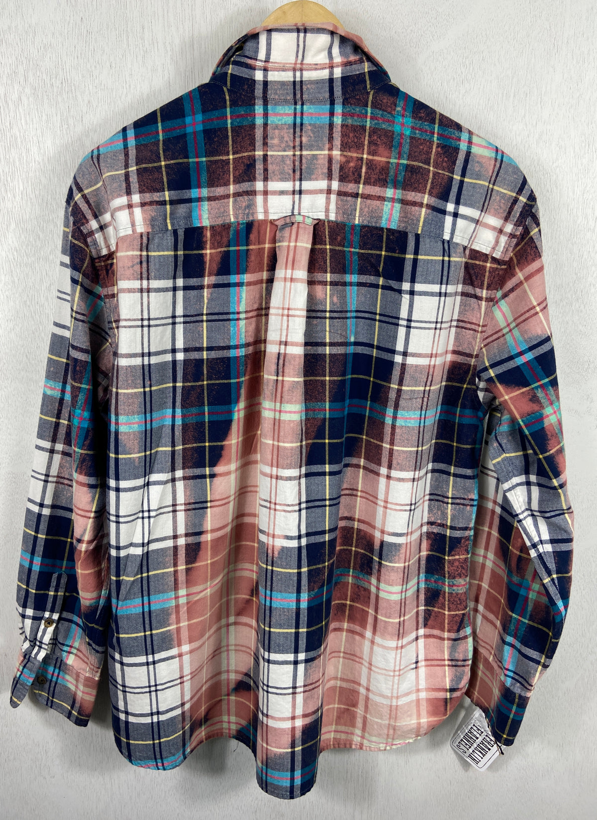 Vintage Navy, Dusty Rose, White and Turquoise Lightweight Flannel Size Large