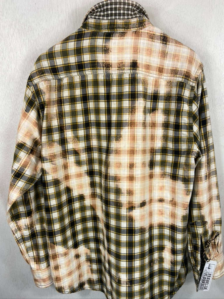 Vintage Green, Peach and Cream Flannel Size Large