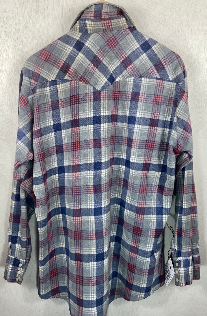 Vintage Retro Western Style Gray, Blue and Red Flannel Size Large