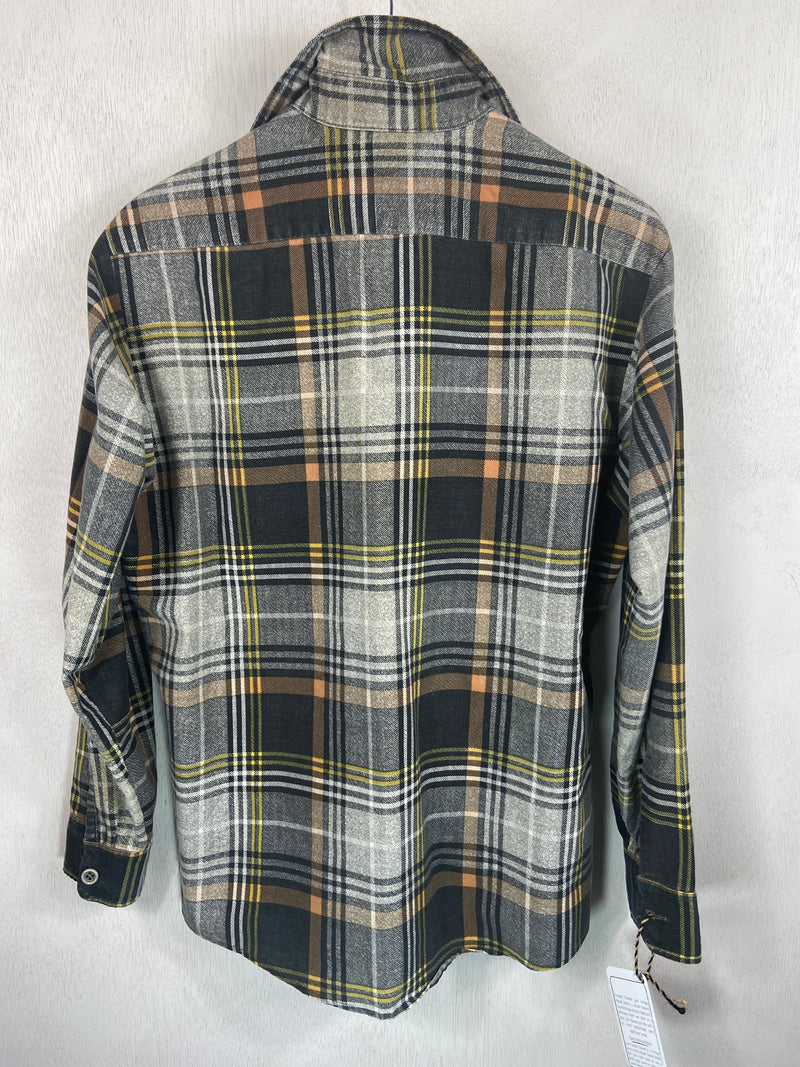 Vintage Retro Grey, Black and Orange Flannel Size Medium