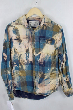 Vintage Blue and Cream Flannel Size Small