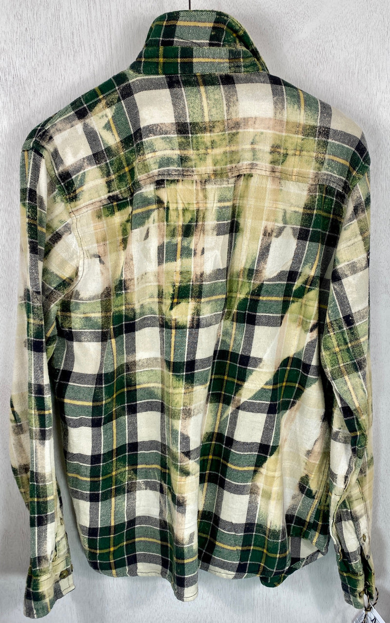 Vintage Dark Green, Navy Blue and Cream Flannel Size Medium