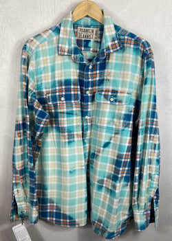 Vintage Turquoise, Navy Blue and White Flannel Size XL