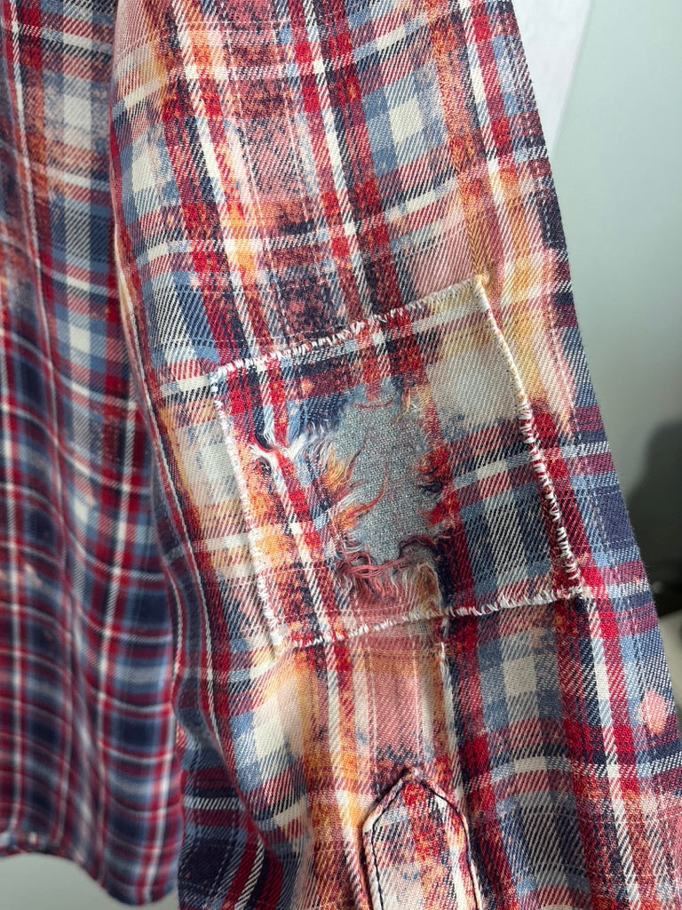 Vintage  Western Style Blue, Red, Peach and White Flannel Size Large