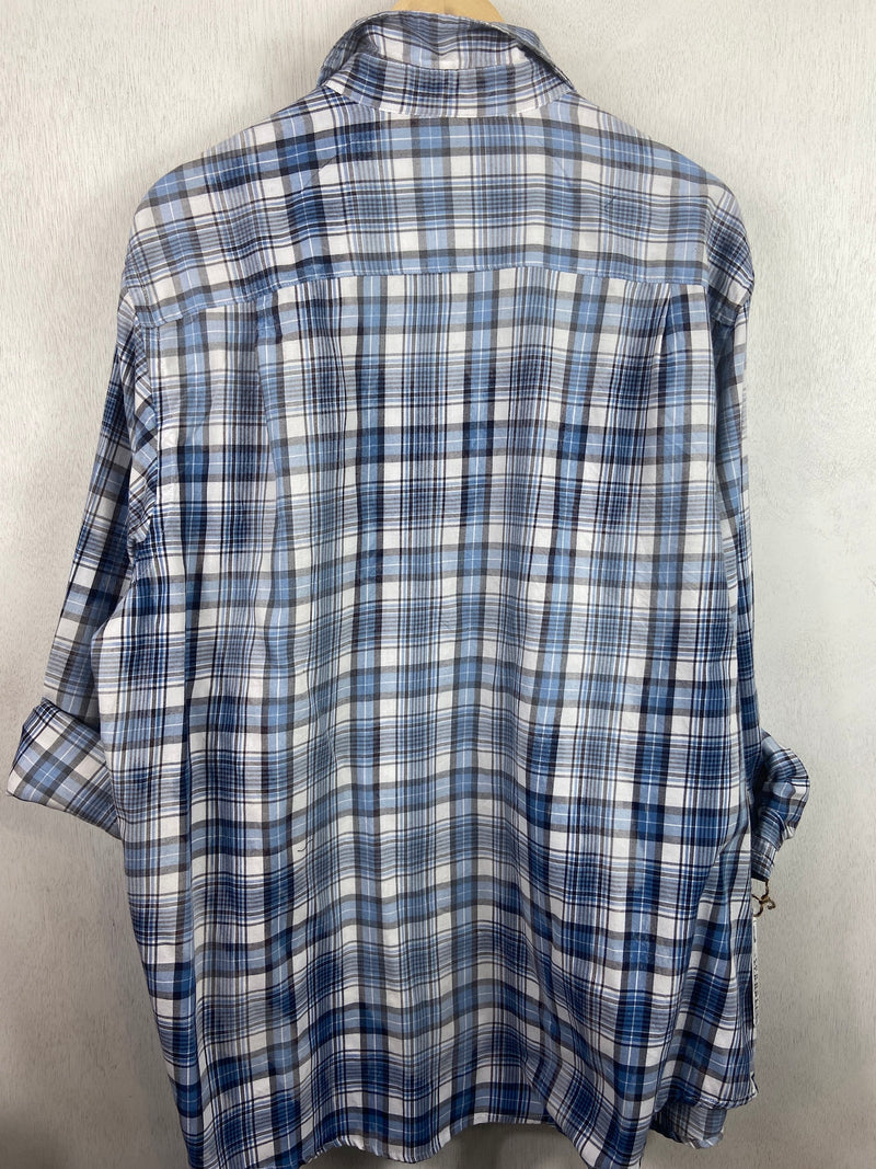 Vintage Blue and White Lightweight Cotton Size XL
