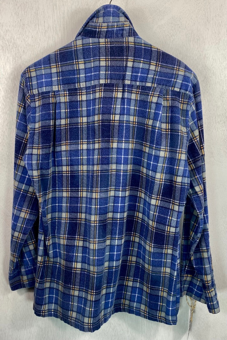 Vintage Retro Blue, Grey and Yellow Flannel Size Small