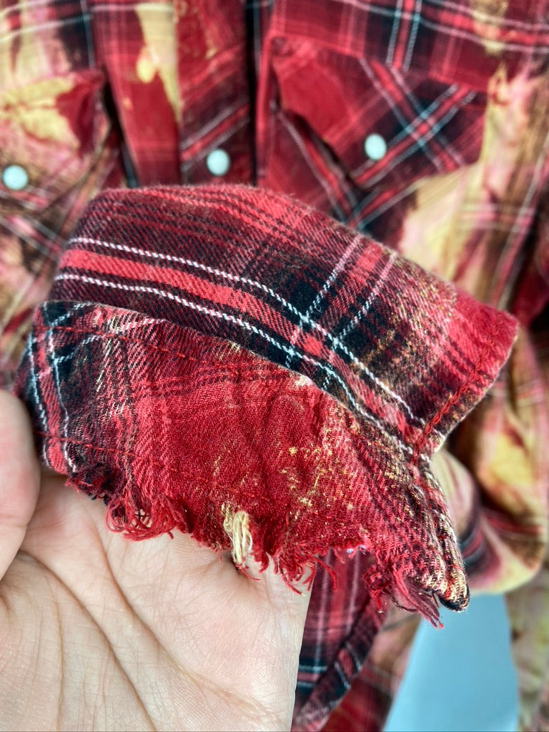Vintage Grunge Western Style Red, Gold and Black Flannel Size Medium